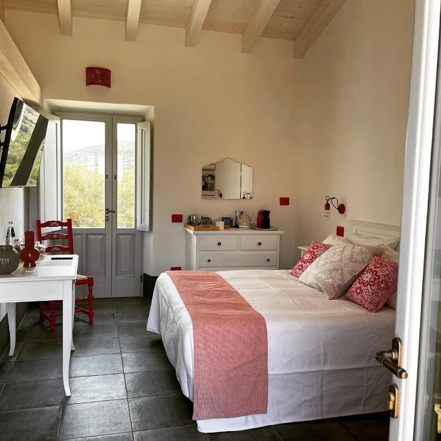 Massidda Country Retreat Villa ซานตา เตเรซา กัลลูรา ภายนอก รูปภาพ